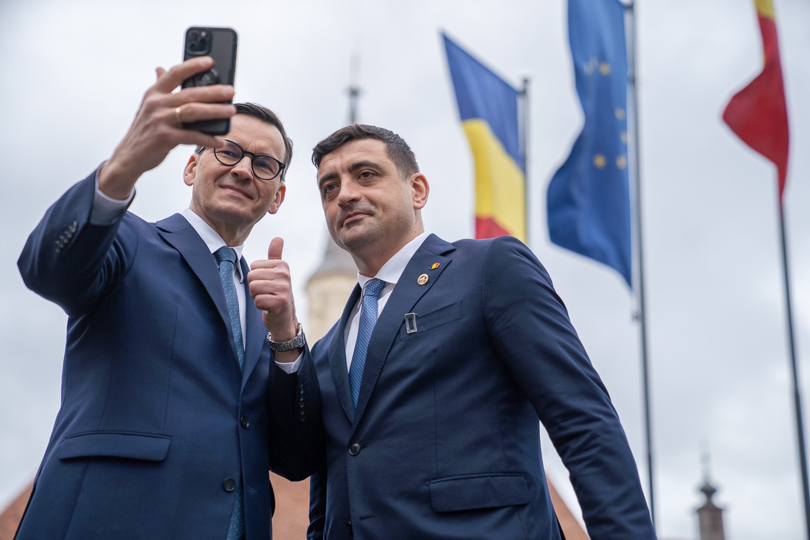 Suntem într-un moment decisiv. Cenzura reprezintă o amenințare la adresa democrației!