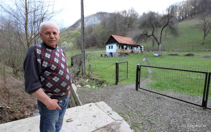 Valea Arsului, satul sărac din munții de aur, cupru și andezit. De ce a fost părăsit locul legendar din Apuseni Valea Arsului, satul sărac din munții de aur, cupru și andezit. De ce a fost părăsit locul legendar din Apuseni
