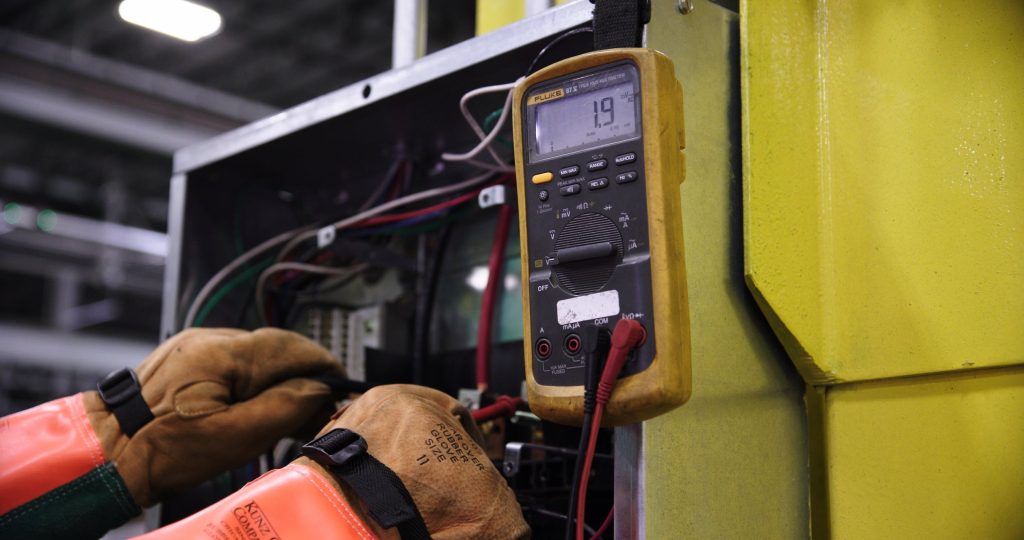 Execuție prize de pământ și sisteme de protecție împotriva trăsnetului – Protecția optimă pentru clădiri și echipamente
