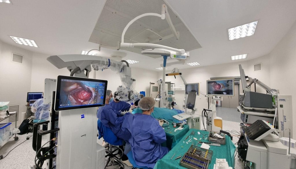 NeuroHope – Excelență în Medicină și Neurochirurgie în România NeuroHope – Excelență în Medicină și Neurochirurgie în România