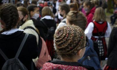 201 de persoane au avut nevoie de îngrijiri medicale la cel mai mare pelerinaj de Rusaliile catolice, de la Șumuleul Ciuc