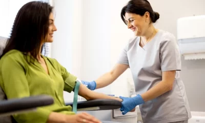 Cu o singură picătură de sânge ne putem citi viitorul. Analiza revoluționară care ne arată cum vom îmbătrâni și din ce cauză putem muri