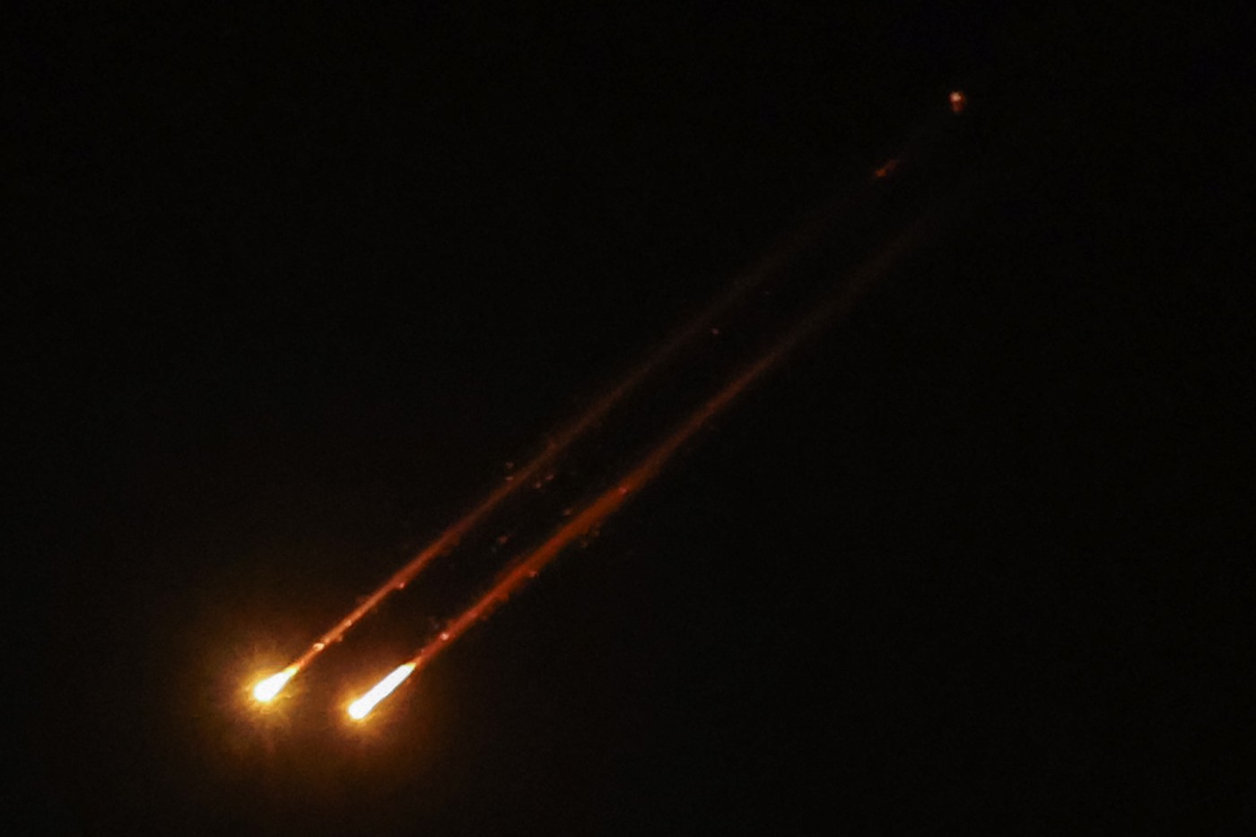 Iran atacă Israel pentru a doua noapte la rând