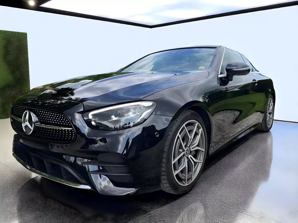 Mercedes-Benz E Class: Lux accesibil pentru cei care știu să caute Mercedes-Benz E Class: Lux accesibil pentru cei care știu să caute