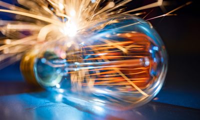 Propunerea Ministerului Muncii de sprijinire a consumatorilor vulnerabili pentru plata facturilor la energie, APROBATĂ de Guvern