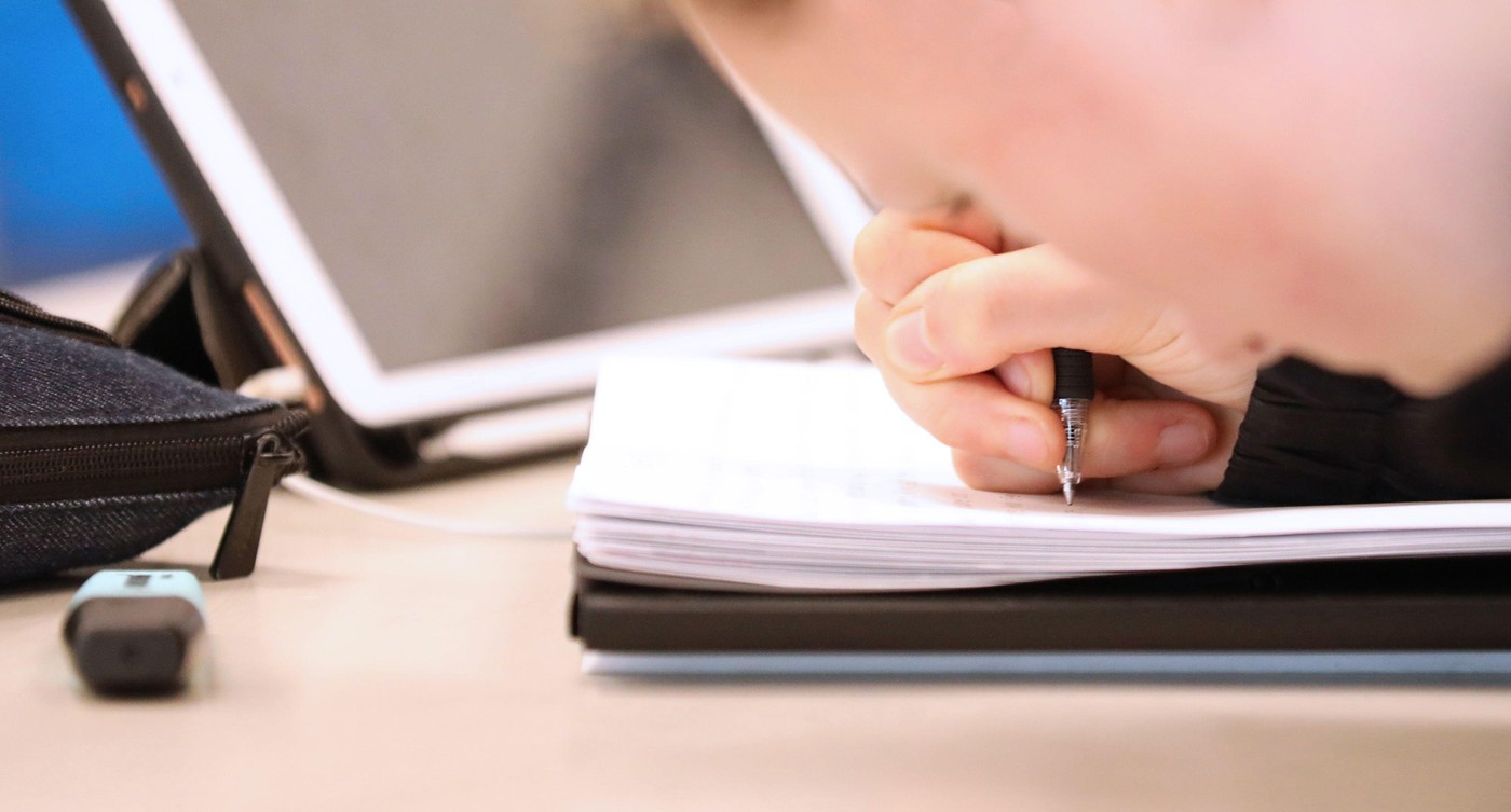 Rușii riscă ÎNCHISOAREA dacă dau un examen internațional de limba engleză gestionat de British Council. „Organizație indezirabilă”