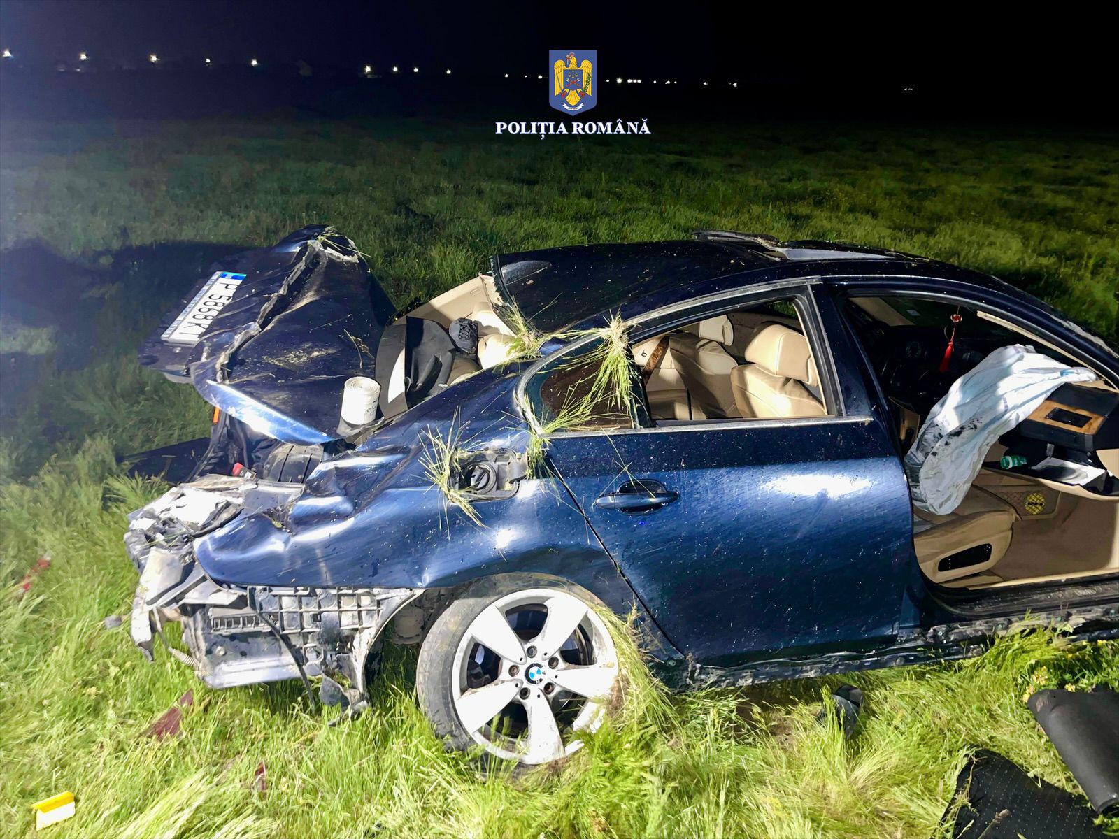 Tânăr de 23 de ani, pasager într-o mașină, a MURIT într-un accident rutier în Dâmbovița. La volan era un șofer de 18 ani