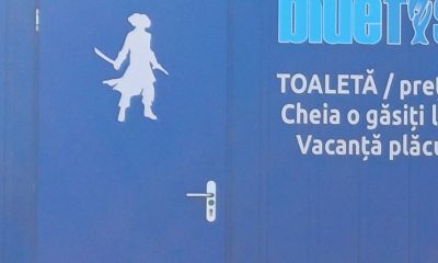 Taxă de toaletă la mare! Cât costă dacă ai nevoie la WC, în timp ce ești pe plajă