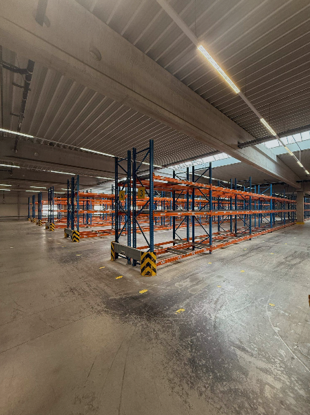 Rafturi Metalice Profesionale pentru Depozitare și Construcții Industriale – Soluția Ideală pentru Eficiență și Siguranță Rafturi Metalice Profesionale pentru Depozitare și Construcții Industriale – Soluția Ideală pentru Eficiență și Siguranță
