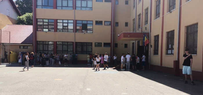 Județul cu cea mai mică rată de prezență la Evaluarea Națională. Cum au performat elevii. Gimnaziile din Top 10