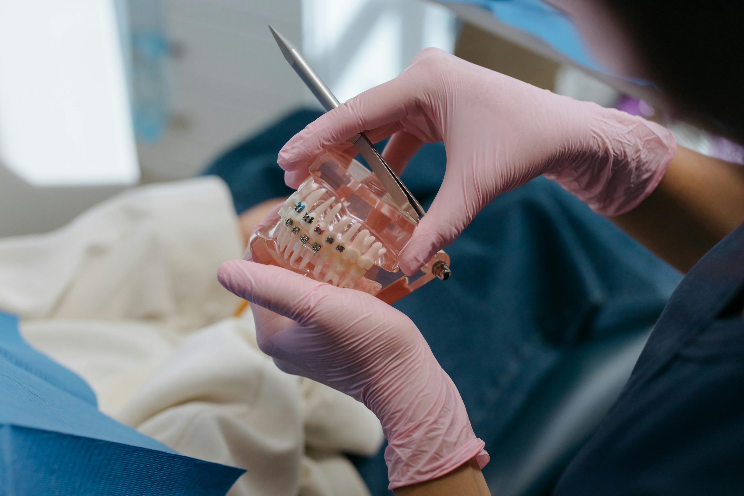 Ce clinică stomatologică oferă servicii de top în București? Ce clinică stomatologică oferă servicii de top în București?