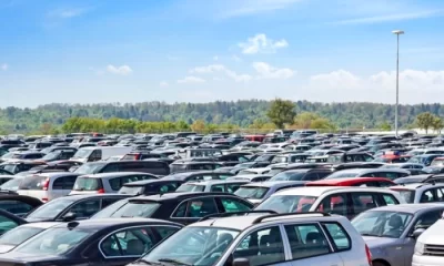 Cum s-a îmbogățit un samsar de mașini fentând statul din pix. Trei percheziţii, într-un dosar de evaziune fiscală