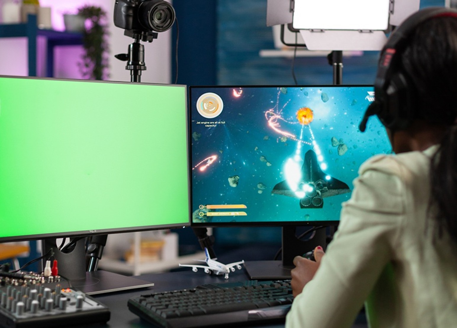 Cum influențează magazinele online piața de gaming din România