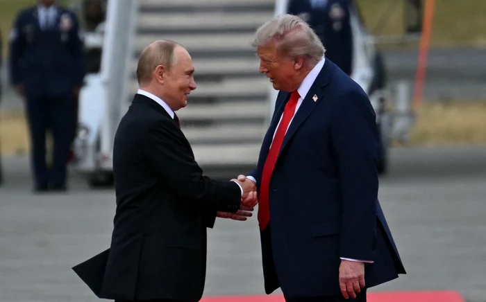 În ciuda amenințărilor, Trump continuă să-l trateze pe Putin cu indulgență. O eroare cu potențial istoric? — Bloomberg În ciuda amenințărilor, Trump continuă să-l trateze pe Putin cu indulgență. O eroare cu potențial istoric? — Bloomberg