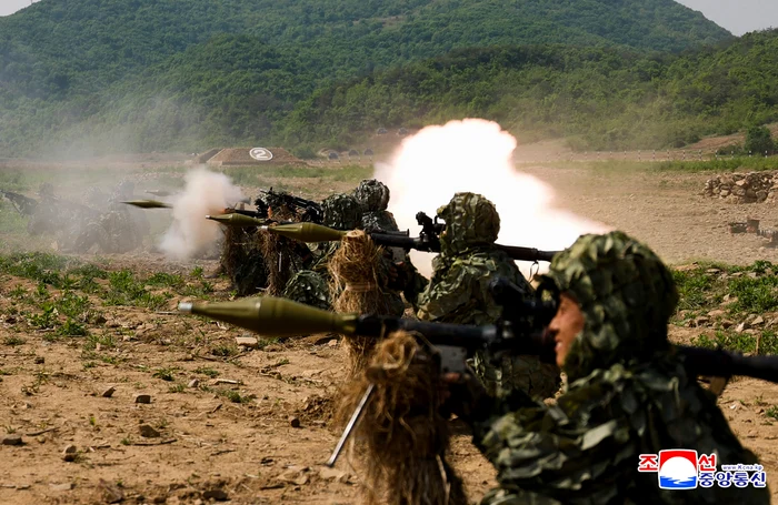 Serviciile de informații din Seul anunță că aproximativ 2.000 de militari nord-coreeni au fost ucişi în războiul din Ucraina Serviciile de informații din Seul anunță că aproximativ 2.000 de militari nord-coreeni au fost ucişi în războiul din Ucraina