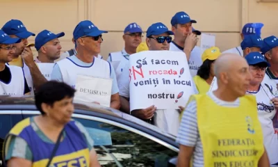 Sindicaliștii îndeamnă cadrele didactice să continue protestele „până când măsurile de austeritate vor fi abrogate”