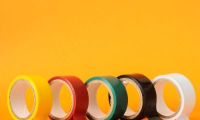 Banda adeziva PVC – eficienta si flexibilitate pentru o multitudine de utilizari, totul la costuri mici