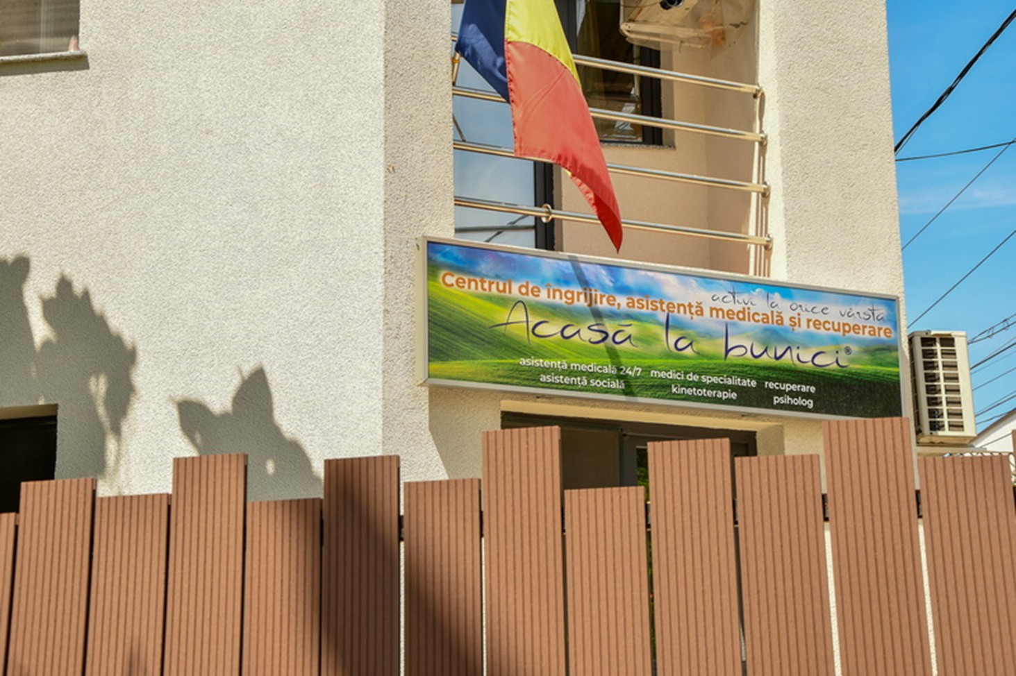 Cămin de bătrâni modern în București – „Acasă la bunici”