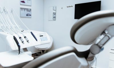 Alegerea corectă între opțiunile estetice și ortodontice – ghid Upgrade Dental