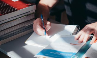 Lexis: Cele mai frecvente greșeli gramaticale în engleză și cum să le eviți