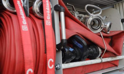 Incendiu puternic într-un sat din județul Suceava. Pompierii au intervenit cu cinci autospeciale Incendiu puternic într-un sat din județul Suceava. Pompierii au intervenit cu cinci autospeciale