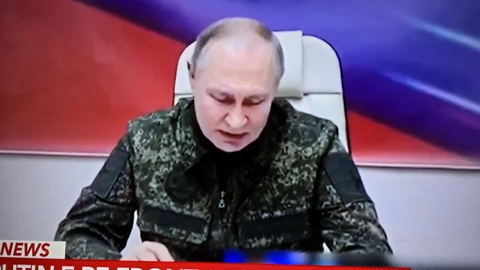 Jocul periculos al lui Putin, descifrat de un fost spion britanic. „În timp ce noi ne uităm spre cer, Kremlinul sapă tranșee în altă parte” Jocul periculos al lui Putin, descifrat de un fost spion britanic. „În timp ce noi ne uităm spre cer, Kremlinul sapă tranșee în altă parte”