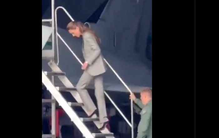 „O adevărată cascadorie regală!” Prințesa Kate și-a uimit fanii după ce a coborât o scară de avion cu spatele, pe tocuri de 10 cm