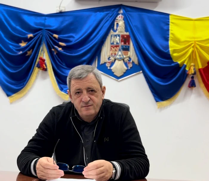 Primarul comunei Mihai Eminescu din Botoșani și-a recunoscut vinovăția în dosarul de luare de mită în formă continuată. Ce pedeapsă va primi
