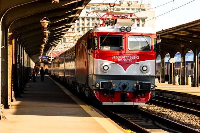 Biletele de tren se scumpesc cu până la 10%. Tarife mai mari și un nou mers al trenurilor intră în vigoare de astăzi