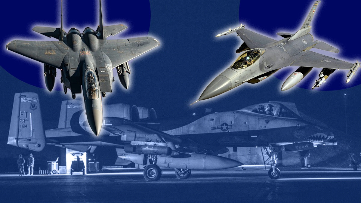 Culisele operațiunii „Hawkeye Strike”. SUA au luat la țintă bastioanele ISIS din Siria, avioane de vânătoare iordaniene au efectuat misiuni de atac paralele