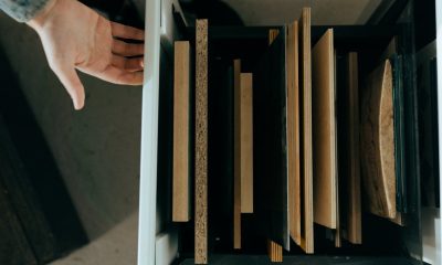 Descoperă proprietățile palului melaminat și află de ce este preferat de tâmplarii moderni