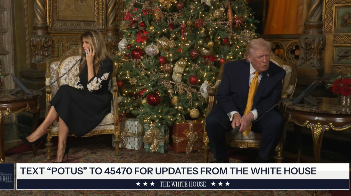 Donald Trump a vorbit la telefon cu copiii, în așteptarea lui Moș Crăciun: „Ce vreți să vă aducă Moșul?”