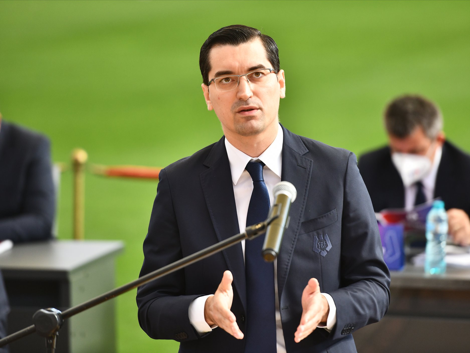 Prima reacție a președintului FRF, Răzvan Burleanu, în scandalul pariurilor din Superliga de fotbal: „Anchete în desfășurare”