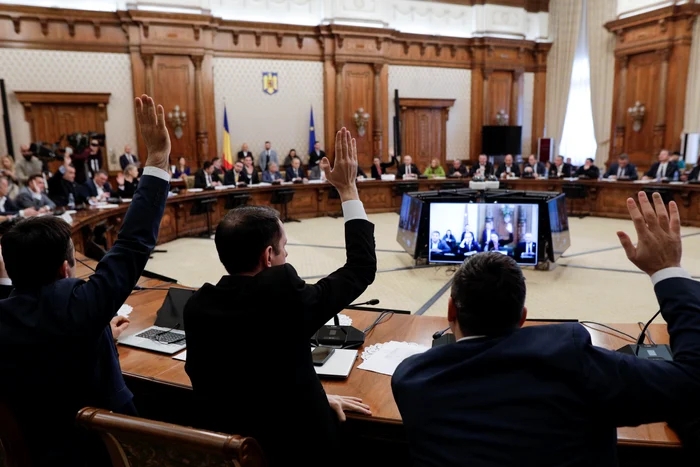 Raportul CSAT pentru anul 2024 a primit aviz favorabil de la comisiile de Apărare. „România se confruntă cu un mediu de securitate tot mai complex şi impredictibil”