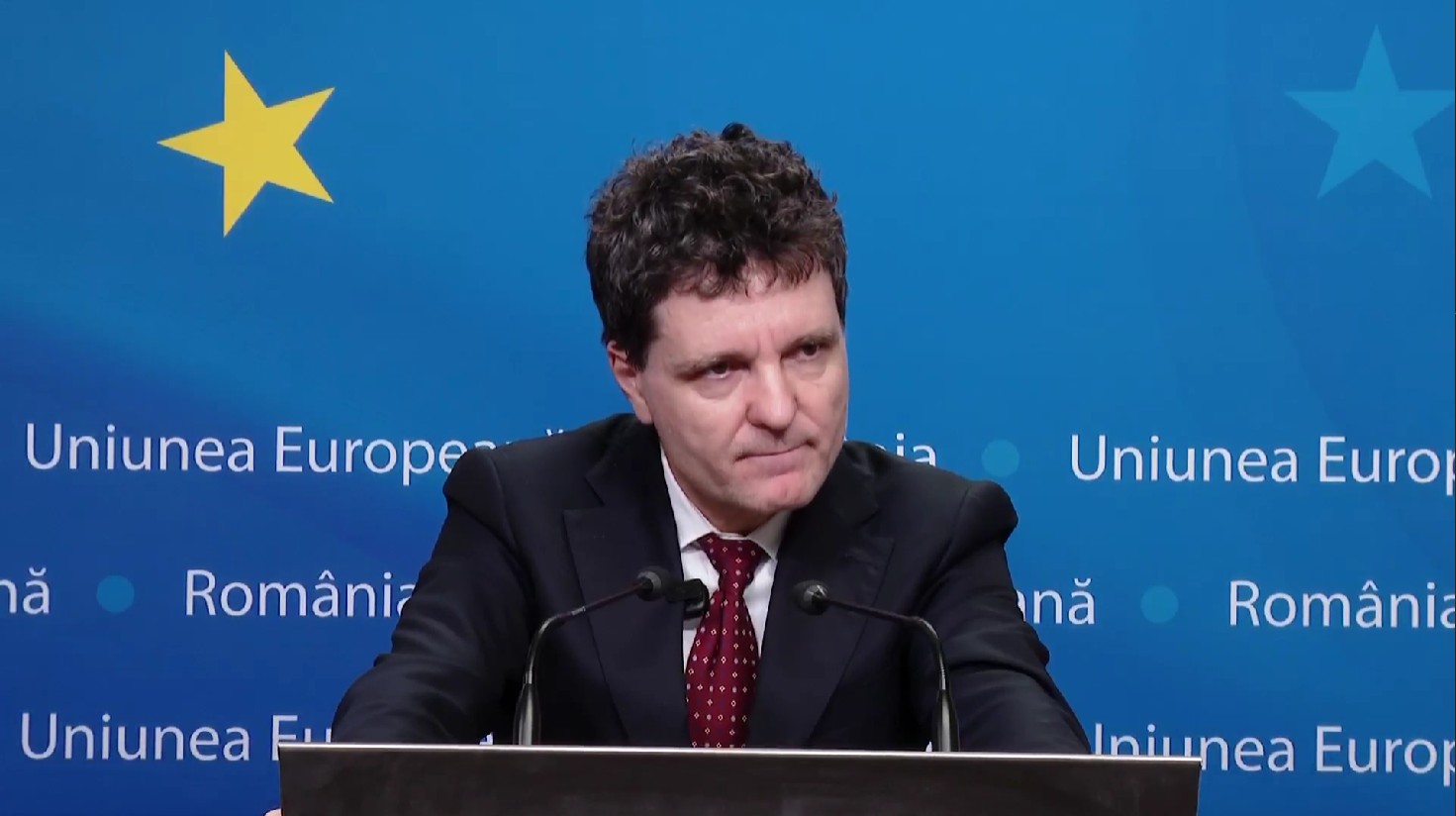 „Va rambursa când se va termina războiul”