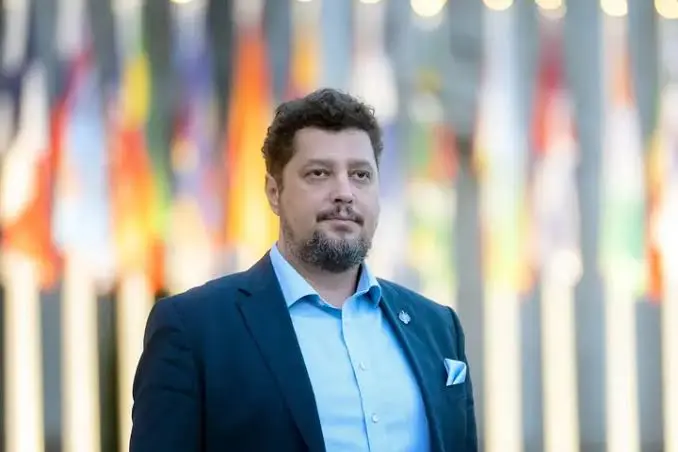 Claudiu Târziu: „Românii nu trebuie să plătească factura jafului din pandemie”