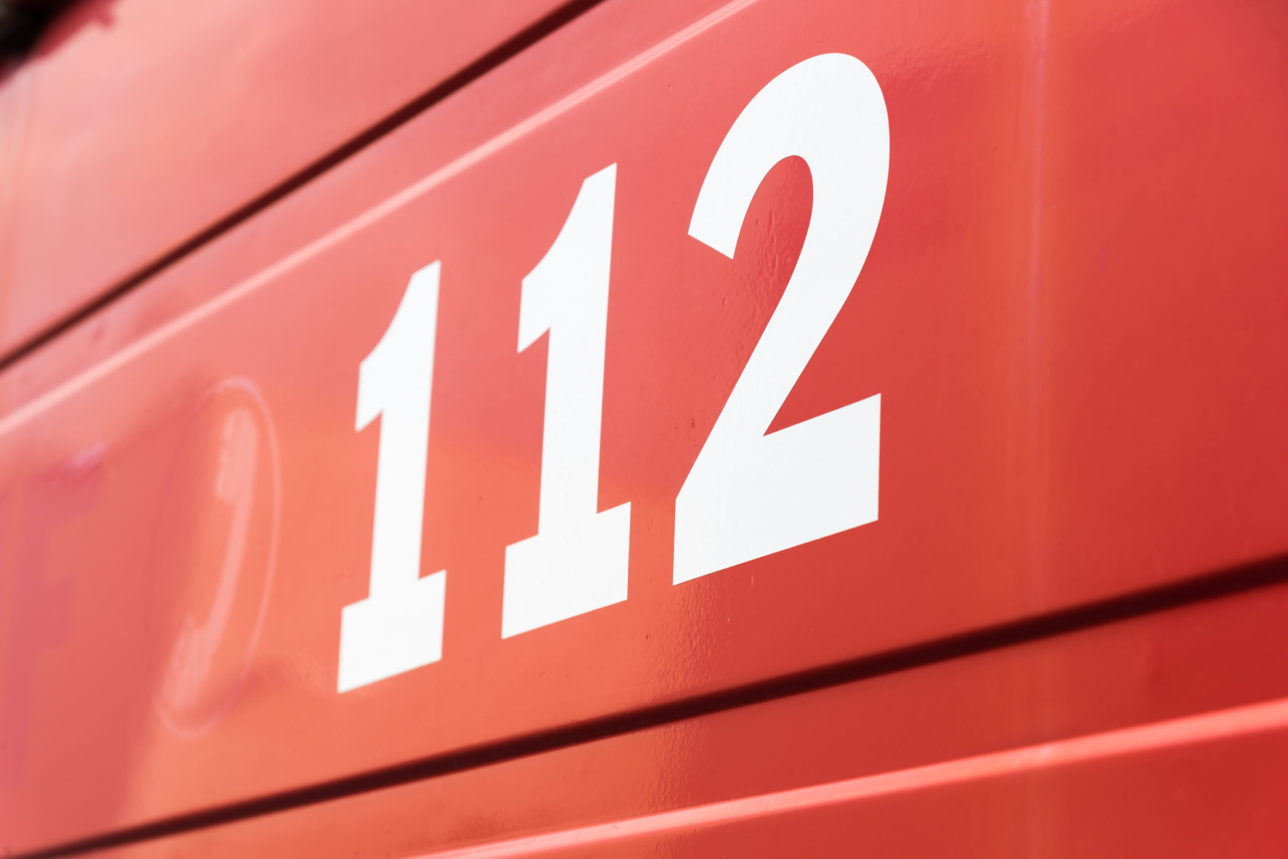 Accident mortal pe DN1. Un bărbat a murit, după impacul dintre un autoturism și o autoutilitară