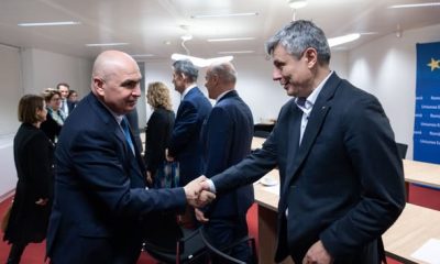 Bolojan a aterizat de urgență la Bruxelles cu legea pensiilor magistraţilor promulgată, în plic. Ce speră să recupereze premierul