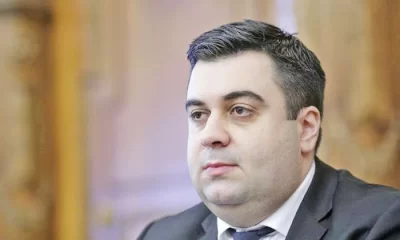 Fostul ministru al Transporturilor Răzvan Cuc a fost plasat în arest la domiciliu în dosarul „Mită la RAR”