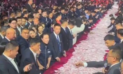 O companie din China a devenit virală rețelele de socializare, după ce a împărțit angajaților bonusuri de 26.000.000 de dolari, aproape 70% din profit