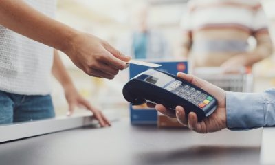 Supermaketurile sunt jefuite zilnic, prin intermediul caselor self-pay. Ce vârste au hoţii și ce se fură, în general, din magazine