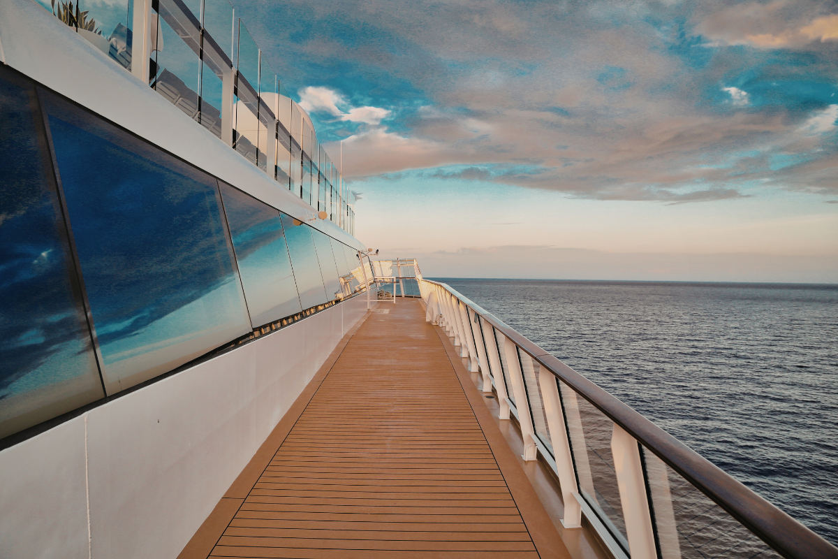 Croaziera Țările Nordice: eleganța explorării nordului european cu Cruise Hub