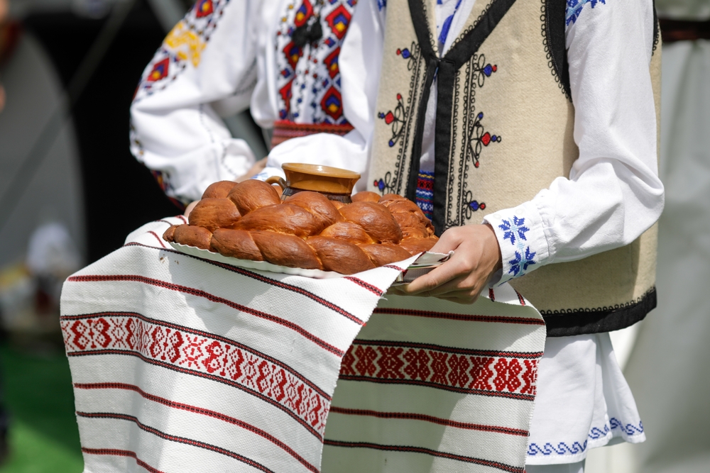 Cele mai frumoase 6 obiceiuri tradiționale din județele din România