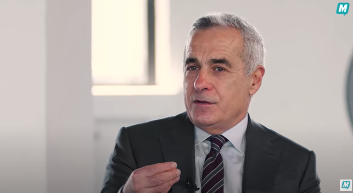 „Ce au făcut oamenii aceștia cu peste 200 de miliarde datorie publică?”