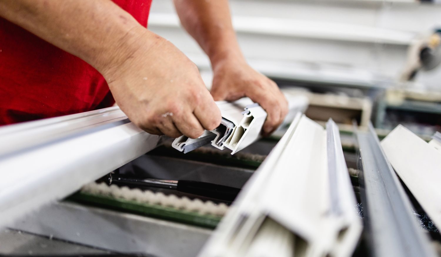 Cât de mult contează de fapt numărul de camere la o tâmplărie PVC?