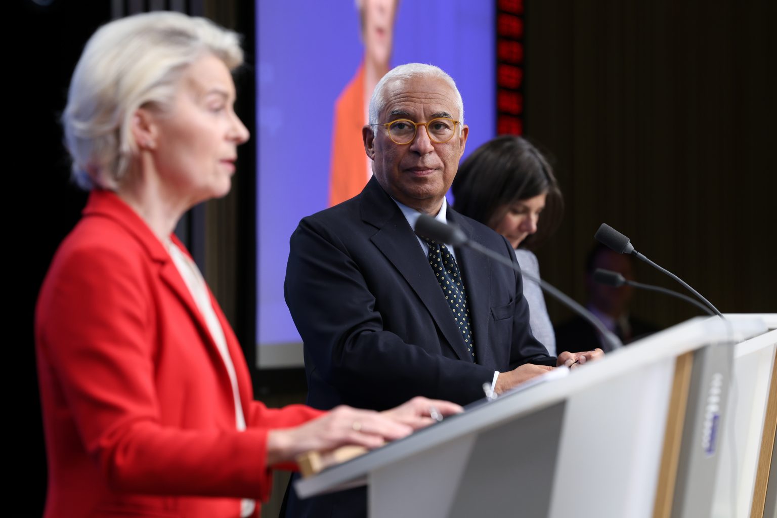 Liderii europeni, discuții de urgență cu liderii din Orientul Mijlociu. Pe agenda discuțiilor a fost securitatea energetică și protecția europenilor