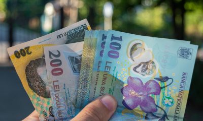 12.700 de elevi vor beneficia de carduri educaționale în aprilie. Alte mii sunt în procesare