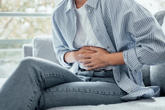 Balonare și arsuri la stomac după mesele de sărbători: remedii naturale care pot reduce disconfortul digestiv în câteva minute
