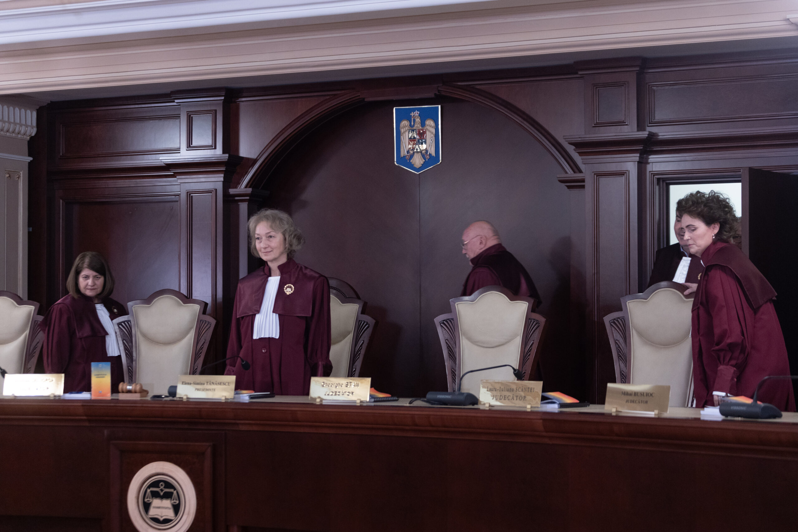 CCR i-a amânat lui Nicuşor Dan trei sesizări