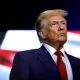 Donald Trump revine cu explicații după ce a șters poza în care apărea ca Mântuitor